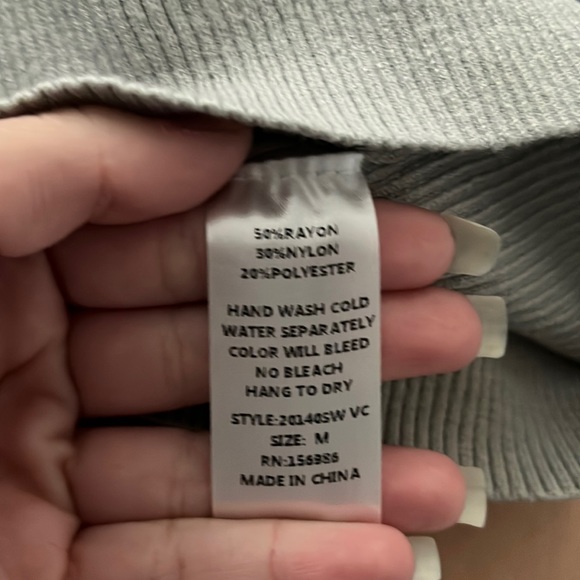 idem ditto Long-Sleeve Top, Size Medium, Color Gray - Picture 5 of 5